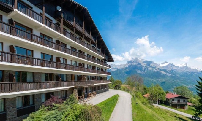 Combloux Apartment | Residence & Spa La Grande Cordée