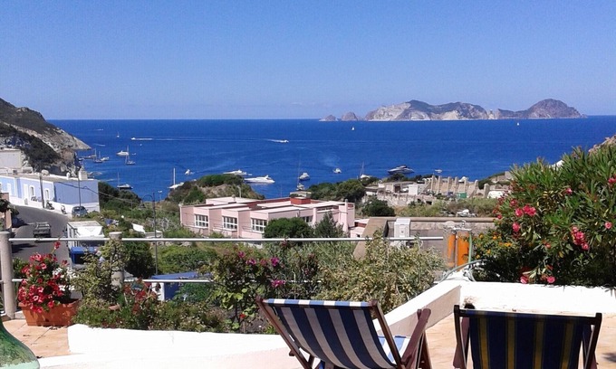 Le Forna Apartment | RESIDENCELAPIANA WITH BEAUTIFUL SEA VIEW PONZA