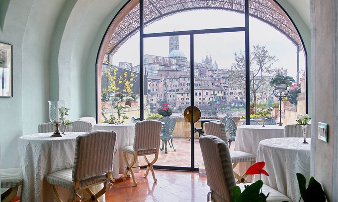 Siena Historical Center Bed & Breakfast | Residenza d'Epoca Relais Campo Regio