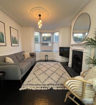 Brislington House | Restored Victorian Home with Private Garden