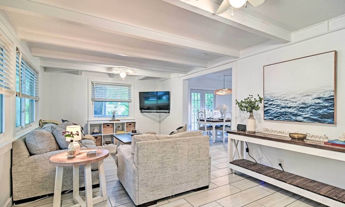 Siesta Key Cottage | Retreat Half-mile to Beach/siesta Key Village