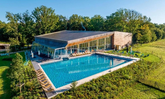 Maubray Villa | Retreat with Luxury Comfort