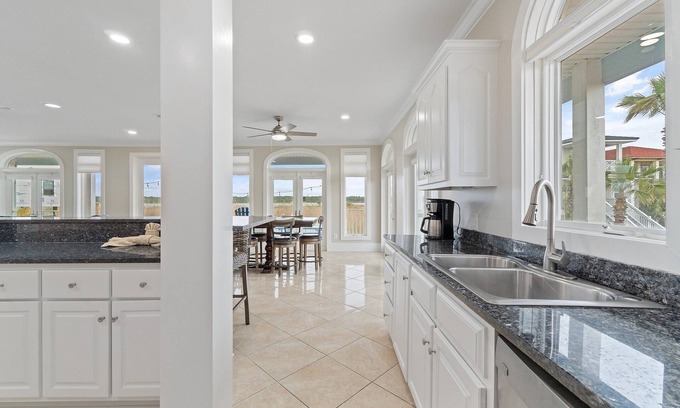 Gulf Shores House | Reunion Beach House- Special Rates with Private Pool & Hot Tub! Deeded Beach Ac