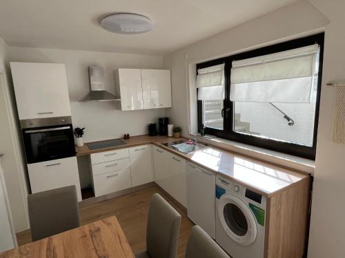 Weißenthurm Apartment | Rheintraum Soutterain Wohnung mit Sauna
