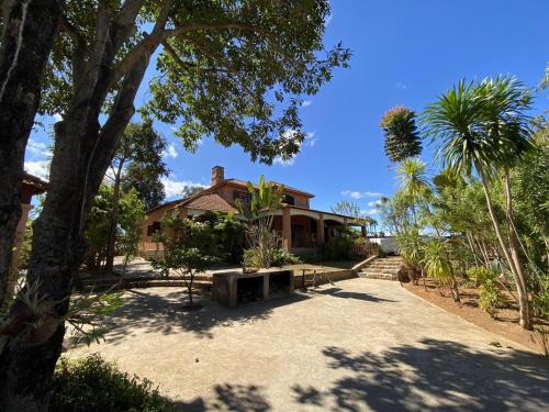 Ambohibao House | RHV Guest House