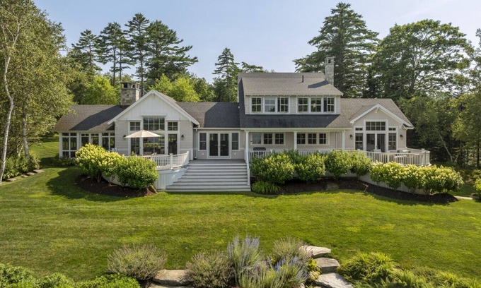 East Boothbay House | Rice Point Waterfront Luxury by Rocky Coast Rentals