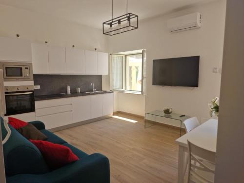 Salerno House | Richard's House