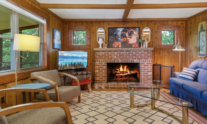 Sparta Ski Chalet | Ridgetop Center Hill Lake