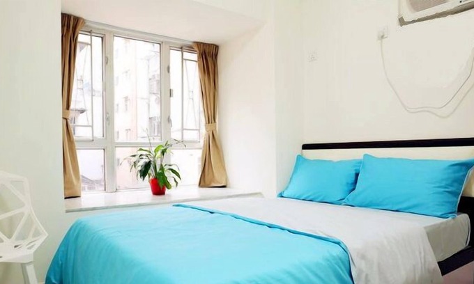 Mong Kok Apartment | Right Next to the Famous Ladies' Market