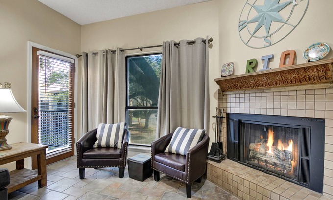 New Braunfels Condo | River Condo Next to Schlitterbahn Water Park!