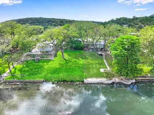 New Braunfels House | River Getaway