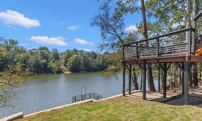 Tuscaloosa House | River House at Pecan Orchard | Black Warrior River