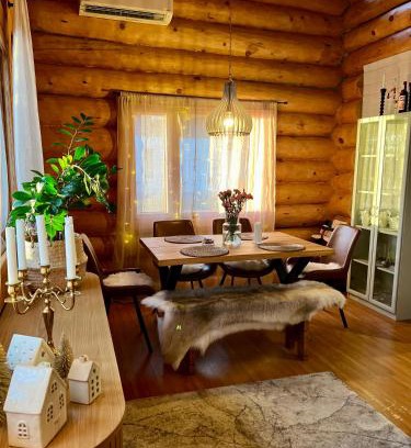 Rovaniemi Ski Chalet | River's Whisper Cottage