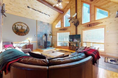 South Fork House | Rivercrest