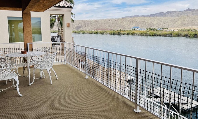 Holiday Shores House | Riverfront 743 3Bd3Ba with Private Dock