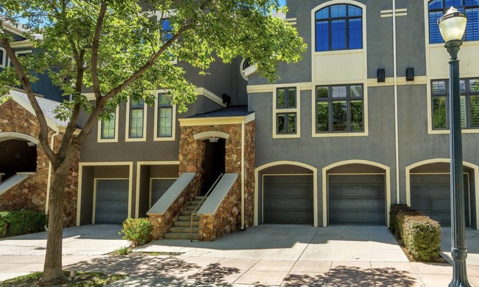 River Bottoms House | Riverwoods - Sleeps 8 - Near BYU at mouth of Provo Canyon