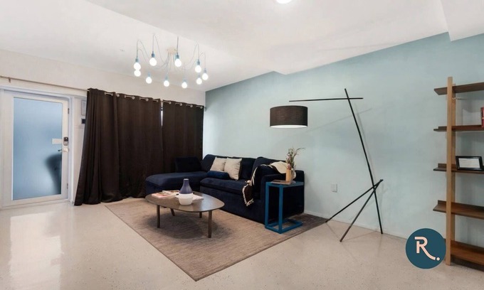 South Pointe House | Roami at 250 Collins | Pool | Next to Beach | 2 Bed