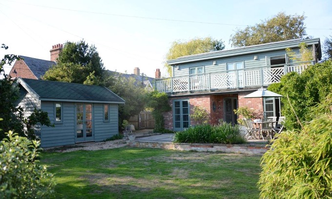 Aldeburgh House | Robert Sadler's Studio