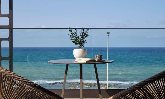 Heraklion Hotel | Rocca A Mare Heraklion - Handwritten Collection