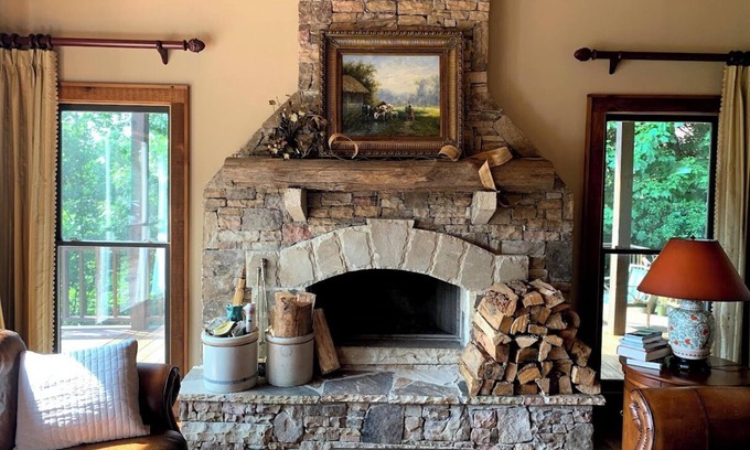 Hiawassee Ski Chalet | Rock Crevice; 3-bedroom chalet on Hiawassee Mountaintop