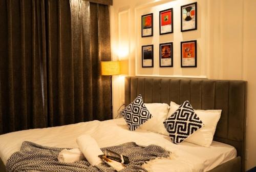 Kulem Hotel | Rock vantage sky