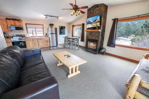 Estes Park House | Rocky Mountain Retreat 1B by Rocky Mountain Resorts