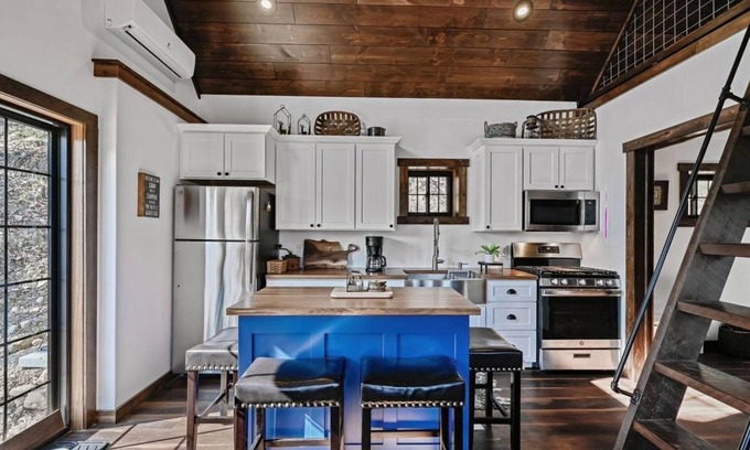 Cashton Cabin | Rocky Ridge Retreat - A new modern rustic cabin.