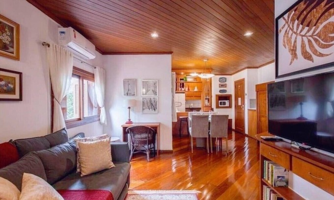 Planalto Apartment | Romantic Penthouse next to Rua Torta and the Bus Station