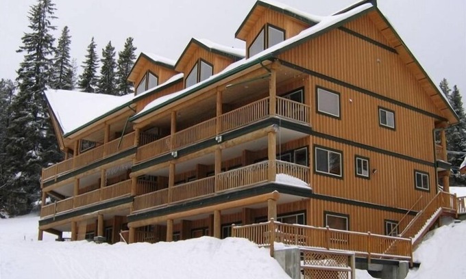 Okanagan-Similkameen Condo | Roomy Apex Mountain Ski in/Ski Out Vacation Rental