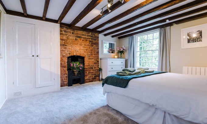 Cheshire West and Chester Cottage | Rose Cottage