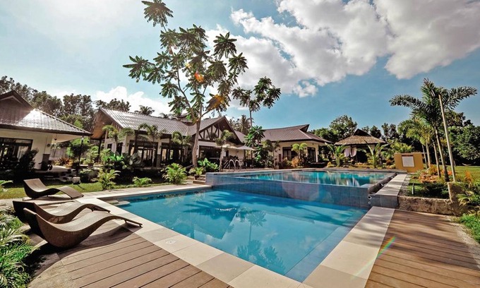 Lipa Hotel | Rose Villas Resort