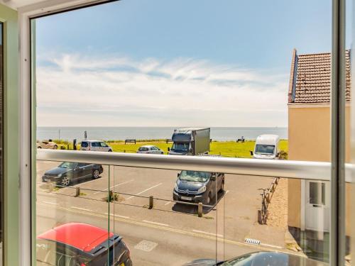 Lowestoft House | Rosie Lee By The Sea