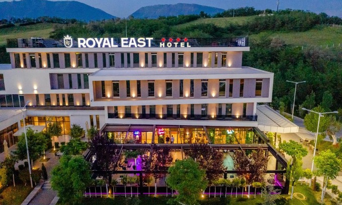 Mjull-Bathore Hotel | Royal East Resort