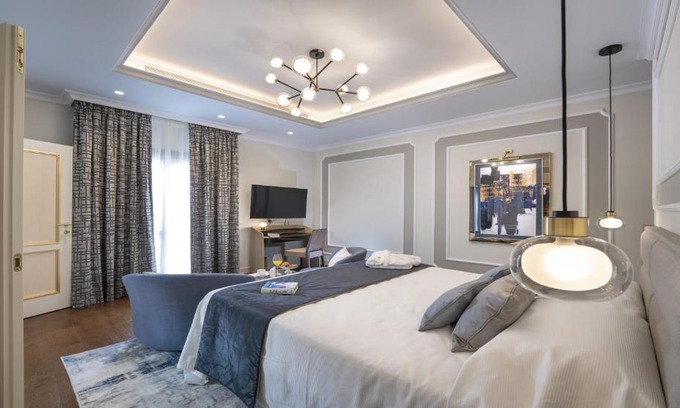 San Roque Apartment | Royal Suite at The San Roque Club