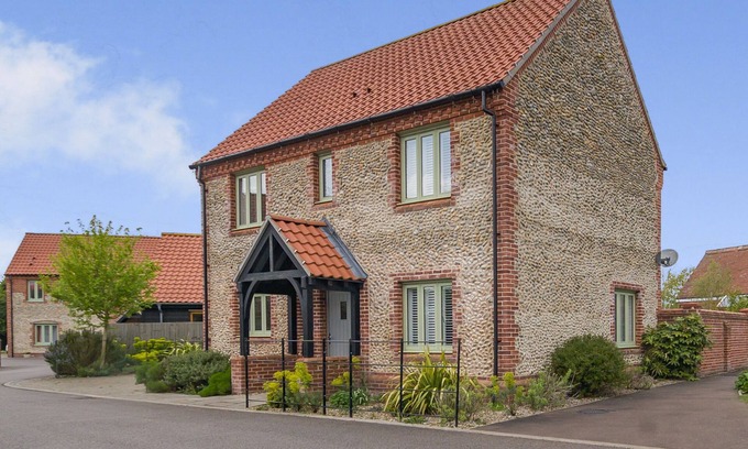 Bodham House | Rozanne Cottage - Three Bedroom House, Sleeps 5