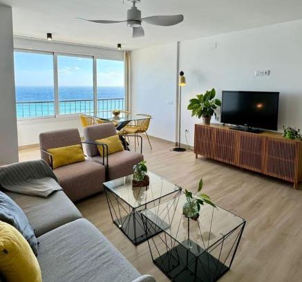 Almunecar Apartment | Rumbo primera linea