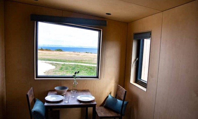 St. Andrews Cabin | Rustic cabin 2, sea views from rewilded farm