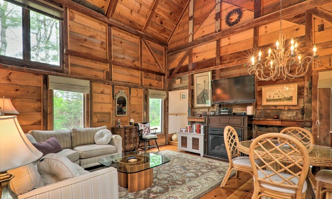 Pocasset Apartment | Rustic Cape Cod Apt - 2 Blocks to the Beach!