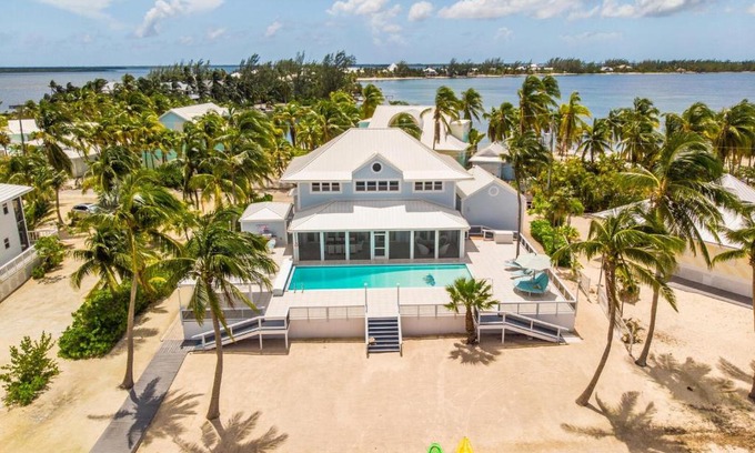 Rum Point House | S'Kai Blue by Grand Cayman Villas & Condos