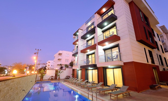 Cesme Hotel | Saatli Hotel