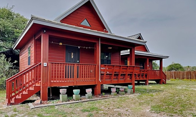 Rockport Cottage | Sabaidii Guesthouse A & B
