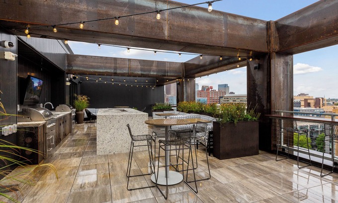 Warehouse District Apartment | Sable 206 - Alcove