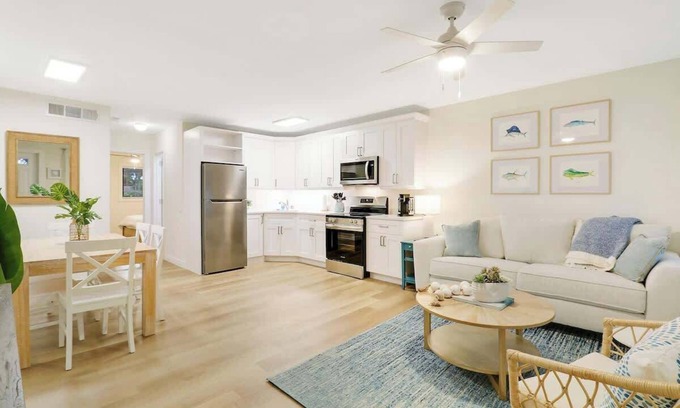 Stuart Apartment | Sailfish Suites 10 - Waterfront and Pet Friendly