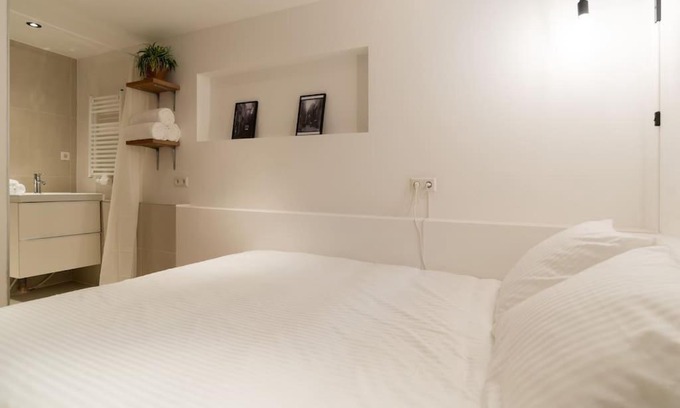 Old Town Apartment | Saint Claire 3