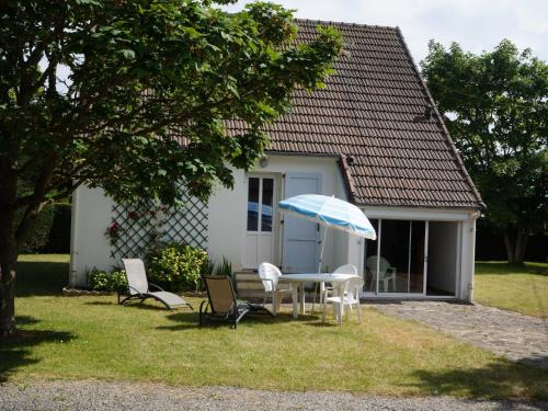 Saint-Germain-sur-Ay House | Saint-Germain Beach Bliss