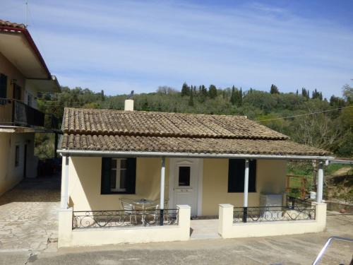 Parelioi Apartment | Samoilis cottage