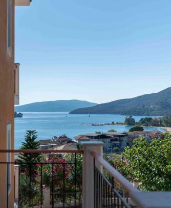 Perigiali Apartment | San Lazzaro Sea View Apartments