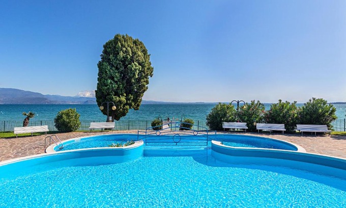 Solarolo Apartment | San Sivino Apartments with pool by Wonderful Italy