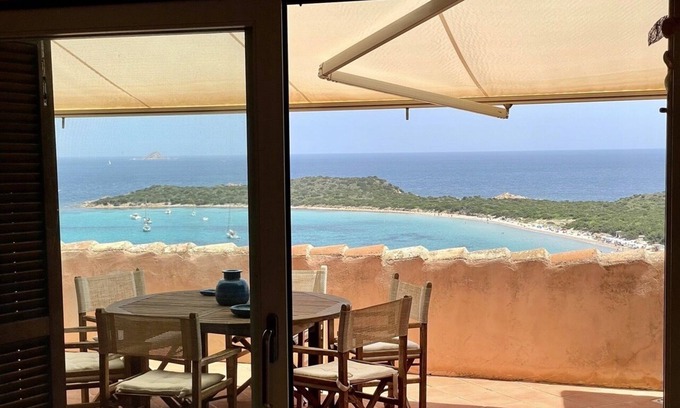 Capo Coda Cavallo Apartment | SAN TEODORO PUNTA EST STUPENDO TRILOCALE VISTA MARE