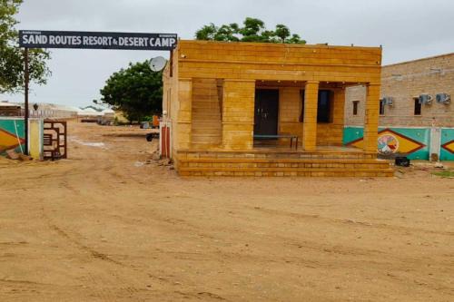 Sam Hotel | Sand Routes Resort & Desert Camp
